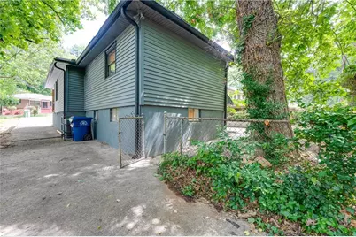 766 Pegg Road SW, Atlanta, GA 30315 - Photo 32