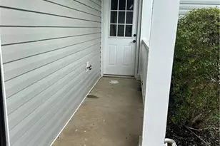 3915 Melanie Woods Dr, Atlanta, GA 30349 - Photo 6