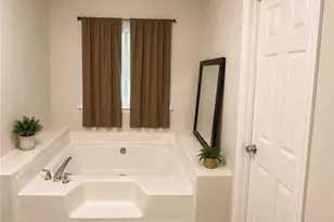 3915 Melanie Woods Dr, Atlanta, GA 30349 - Photo 14