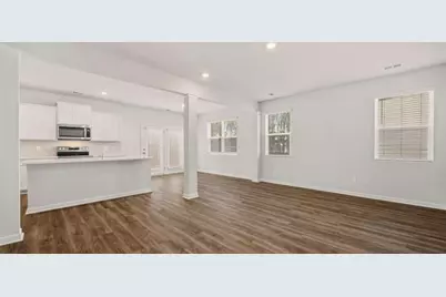 100 Oakchase Park Lane, Hampton, GA 30228 - Photo 2