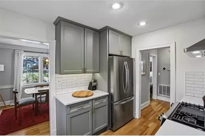 240 Sisson Avenue NE, Atlanta, GA 30317 - Photo 14