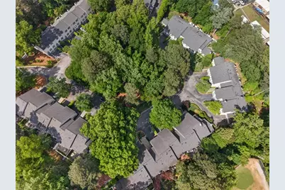 11 Mooregate Square NW, Atlanta, GA 30327 - Photo 26