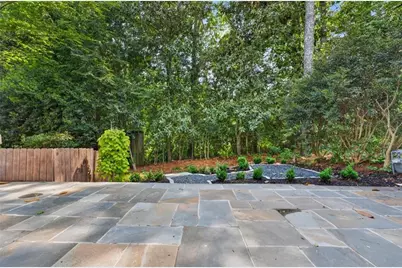 11 Mooregate Square NW, Atlanta, GA 30327 - Photo 24