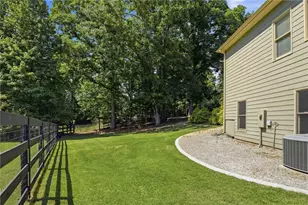 7470 Hedgerose Dr, Cumming, GA 30028 - Photo 48