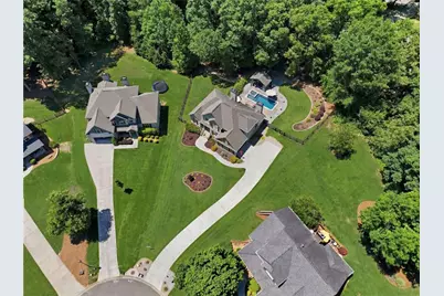 7470 Hedgerose Drive, Cumming, GA 30028 - Photo 6
