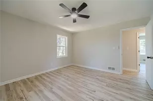 1351 Sommerset Dr, Lawrenceville, GA 30043 - Photo 28