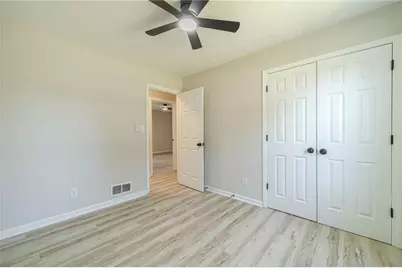 1351 Sommerset Drive, Lawrenceville, GA 30043 - Photo 22