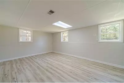 1351 Sommerset Drive, Lawrenceville, GA 30043 - Photo 32