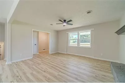 1351 Sommerset Drive, Lawrenceville, GA 30043 - Photo 12