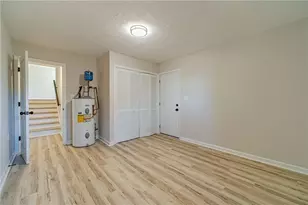 1351 Sommerset Dr, Lawrenceville, GA 30043 - Photo 36