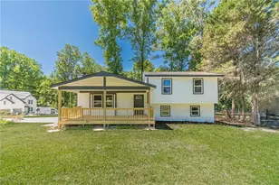 1351 Sommerset Dr, Lawrenceville, GA 30043 - Photo 1