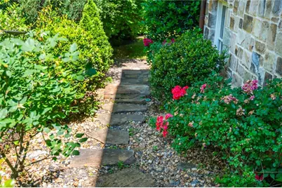 664 Cumberland Circle NE, Atlanta, GA 30306 - Photo 74
