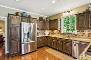 3876 High Green Dr, Marietta, GA 30068 - Photo 6