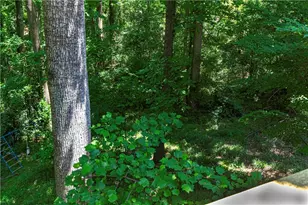 6715 Dogwood Point Ln, Tucker, GA 30084 - Photo 8