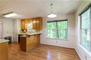 6715 Dogwood Point Ln, Tucker, GA 30084 - Photo 16