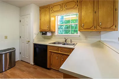 6715 Dogwood Point Lane, Tucker, GA 30084 - Photo 14