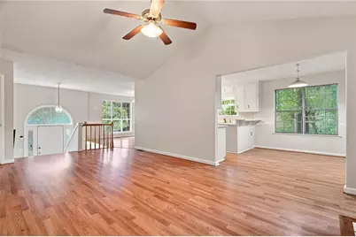 6715 Dogwood Point Lane, Tucker, GA 30084 - Photo 6