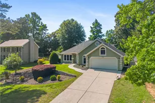 709 Oak Moss Dr, Lawrenceville, GA 30043 - Photo 4