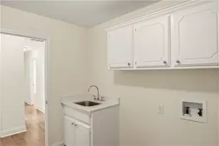 709 Oak Moss Dr, Lawrenceville, GA 30043 - Photo 40