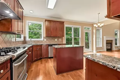 2631 Village Chase Drive, Duluth, GA 30096 - Photo 8