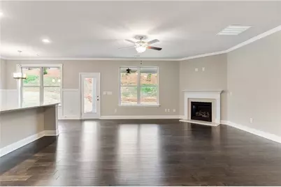 5984 Spring Way, Stonecrest, GA 30038 - Photo 10