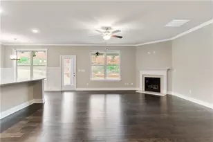 5984 Spring Way, Stonecrest, GA 30038 - Photo 10