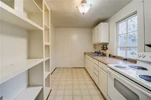 1290 Reavis Mountain Rd, Ball Ground, GA 30107 - Photo 6