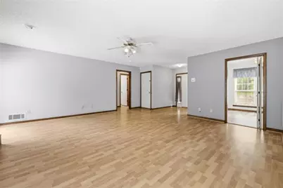 949 Smallwood Drive, Commerce, GA 30529 - Photo 10