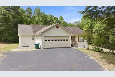 949 Smallwood Drive, Commerce, GA 30529 - Photo 6