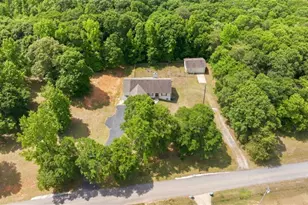 949 Smallwood Dr, Commerce, GA 30529 - Photo 48