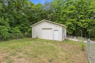 949 Smallwood Dr, Commerce, GA 30529 - Photo 38