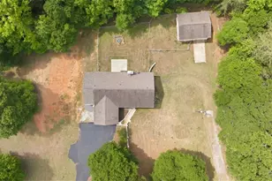 949 Smallwood Dr, Commerce, GA 30529 - Photo 44