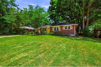 2670 Woodridge Drive, Decatur, GA 30033 - Photo 2