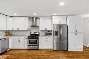 2670 Woodridge Dr, Decatur, GA 30033 - Photo 12