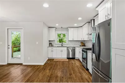 2670 Woodridge Drive, Decatur, GA 30033 - Photo 14