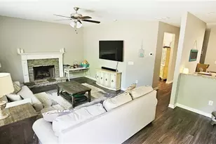 22 Oakbrook Dr SW, Cartersville, GA 30120 - Photo 4