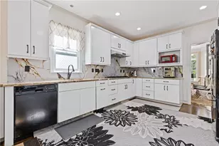 264 Spalding Gates Dr, Atlanta, GA 30328 - Photo 12