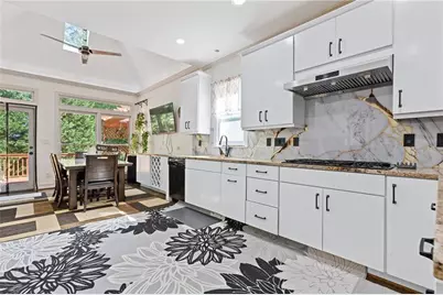 264 Spalding Gates Drive, Atlanta, GA 30328 - Photo 14