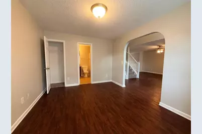 609 Vaughan Drive, Hampton, GA 30228 - Photo 8