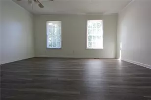 818 Springlake Rd, Lawrenceville, GA 30045 - Photo 36