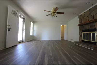 818 Springlake Road, Lawrenceville, GA 30045 - Photo 2
