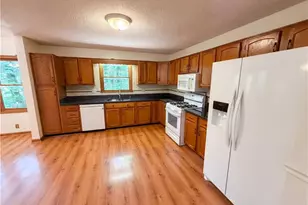 2623 Wellington Dr, Marietta, GA 30062 - Photo 2