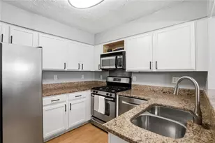 3940 Riverlook Pkwy SE, Marietta, GA 30067 - Photo 12