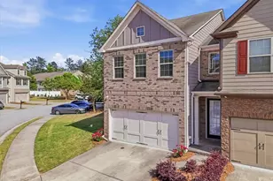 2375 Bellyard Dr, Buford, GA 30519 - Photo 2