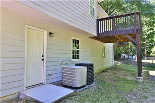 353 Fall View Ct, Winder, GA 30680 - Photo 8