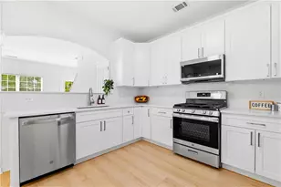2974 Viero Ct, Lawrenceville, GA 30044 - Photo 6