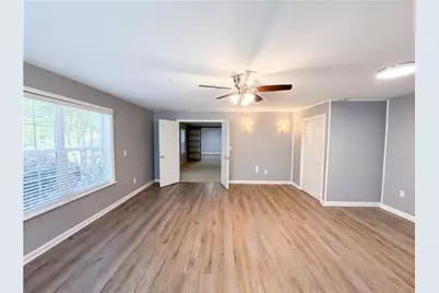 8111 Crestview Drive SE, Covington, GA 30014 - Photo 8