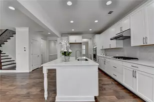 199 Marlow Dr, Woodstock, GA 30188 - Photo 14