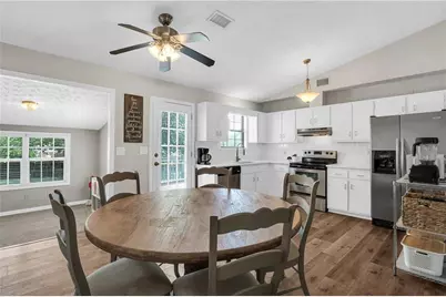 804 Whitehall Drive, Lawrenceville, GA 30043 - Photo 10