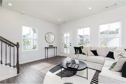 1422 Creekside Circle, Atlanta, GA 30318 - Photo 10